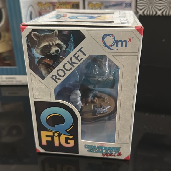 NIB QFig 2016 Rocket & Groot Guardians of the Galaxy Vol 2 Vinyl Figure NRFB - Picture 4 of 6